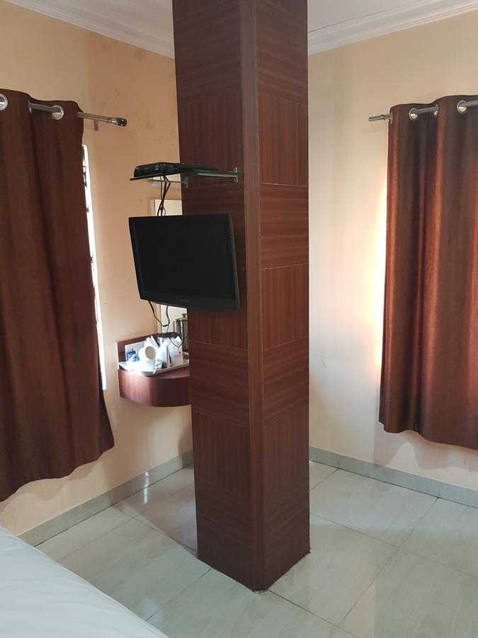 Hotel Simla Siliguri Zewnętrze zdjęcie