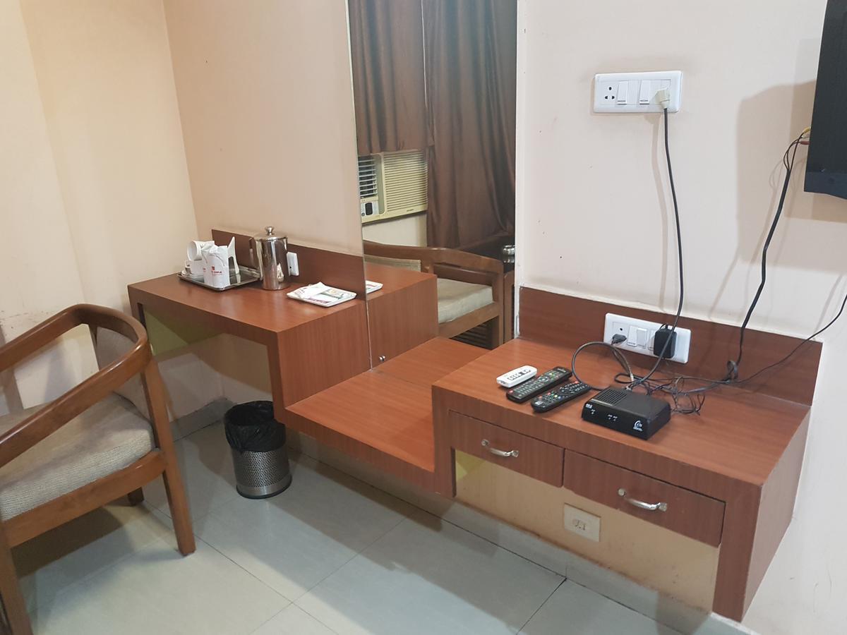 Hotel Simla Siliguri Zewnętrze zdjęcie